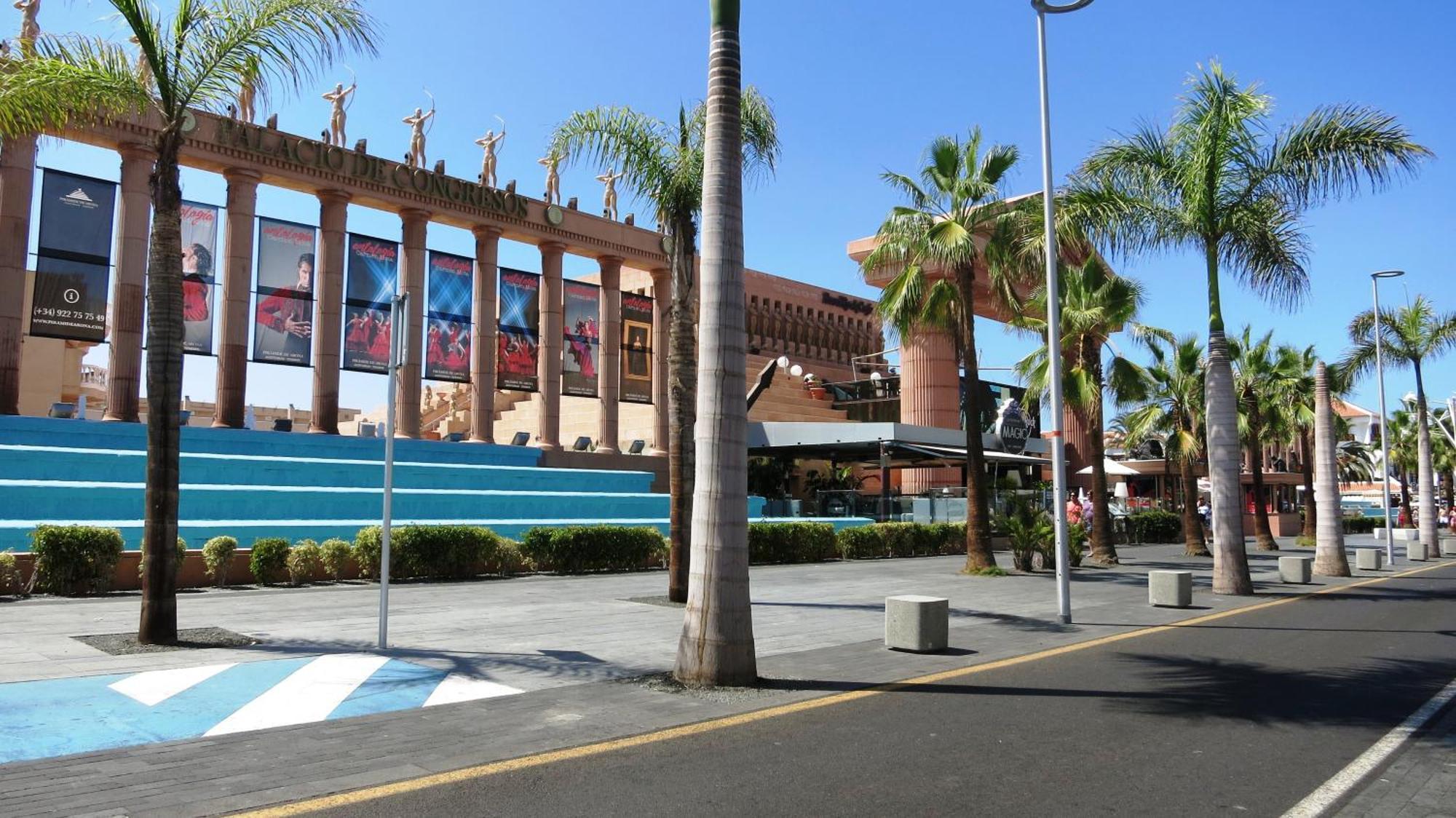 Blue Bay Paradise - Beach Front Apartment With Sea View Playa Paraíso Exterior foto