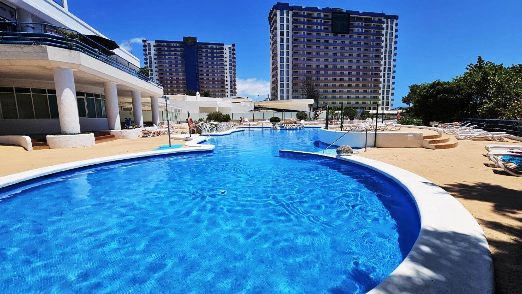 Blue Bay Paradise - Beach Front Apartment With Sea View Playa Paraíso Exterior foto